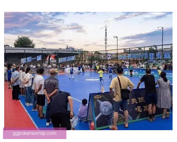 三分大赛激战正酣 选手纷纷挑战极限 展现篮球精准射术与竞技精神